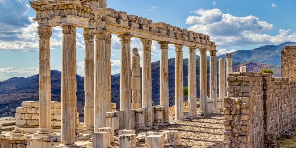 Biblical Turkey tours: Pergamon Acropolis 